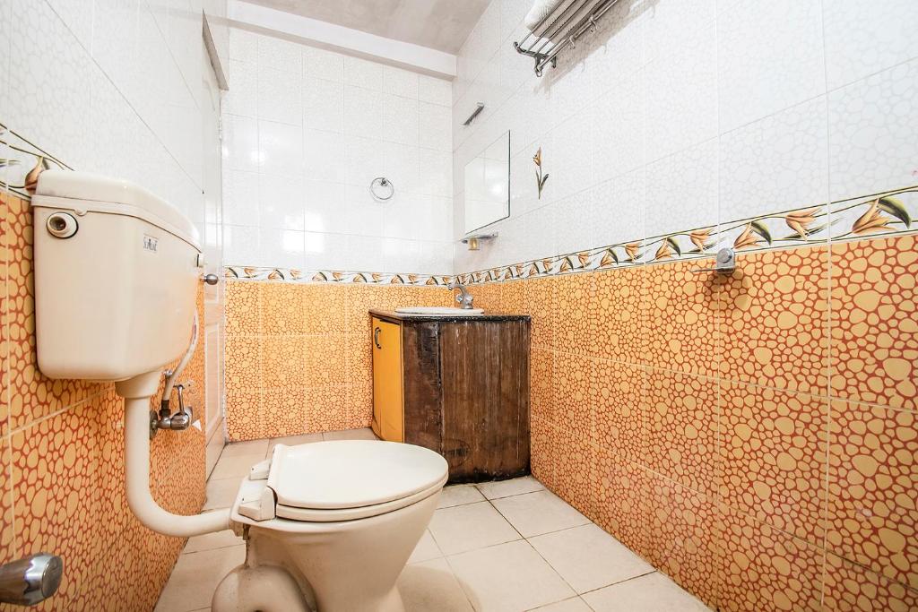Двухместный ([Sanitised]Deluxe Room), FabHotel Oriental Suites BTM Layout