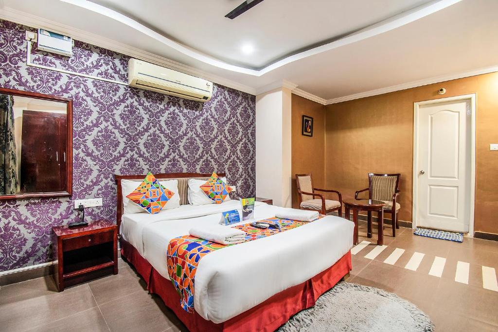 Двухместный ([Sanitised]Deluxe Room), FabHotel Oriental Suites BTM Layout