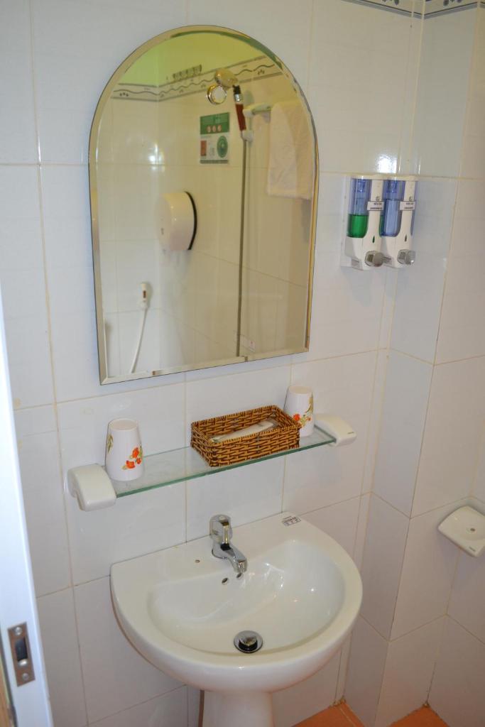 Khách sạn Kim Long