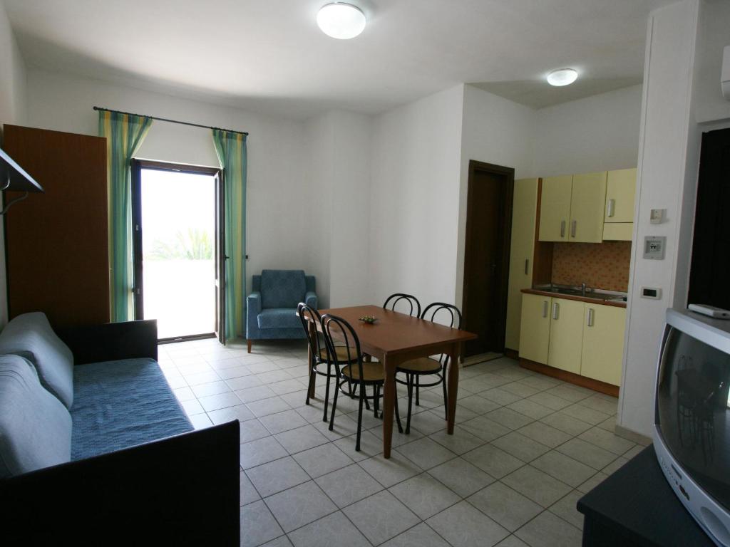 Comfy apartment with balcony near the Puglia beach photo 4