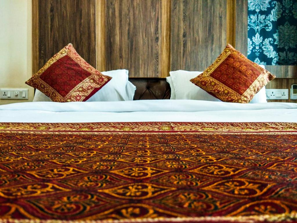 Двухместный (Nandi Room with River View), Hotel Sri Omkar Palace