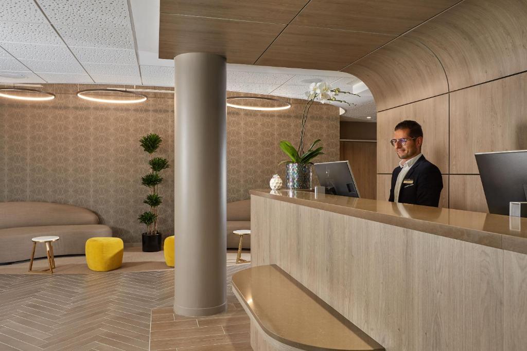 오투일 투어 에펠 호텔 (Auteuil Tour Eiffel Hotel) - 바/라운지