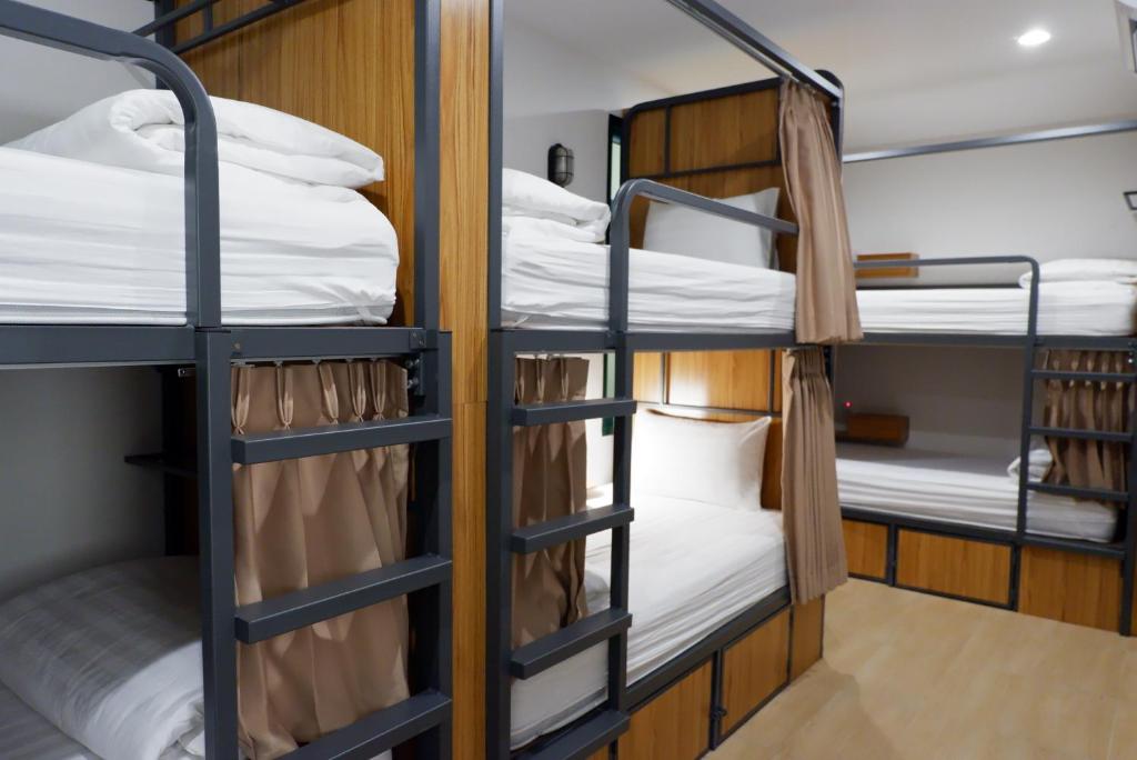 Семейный (Семейный номер с общей ванной комнатой), Peace Factory Hostel