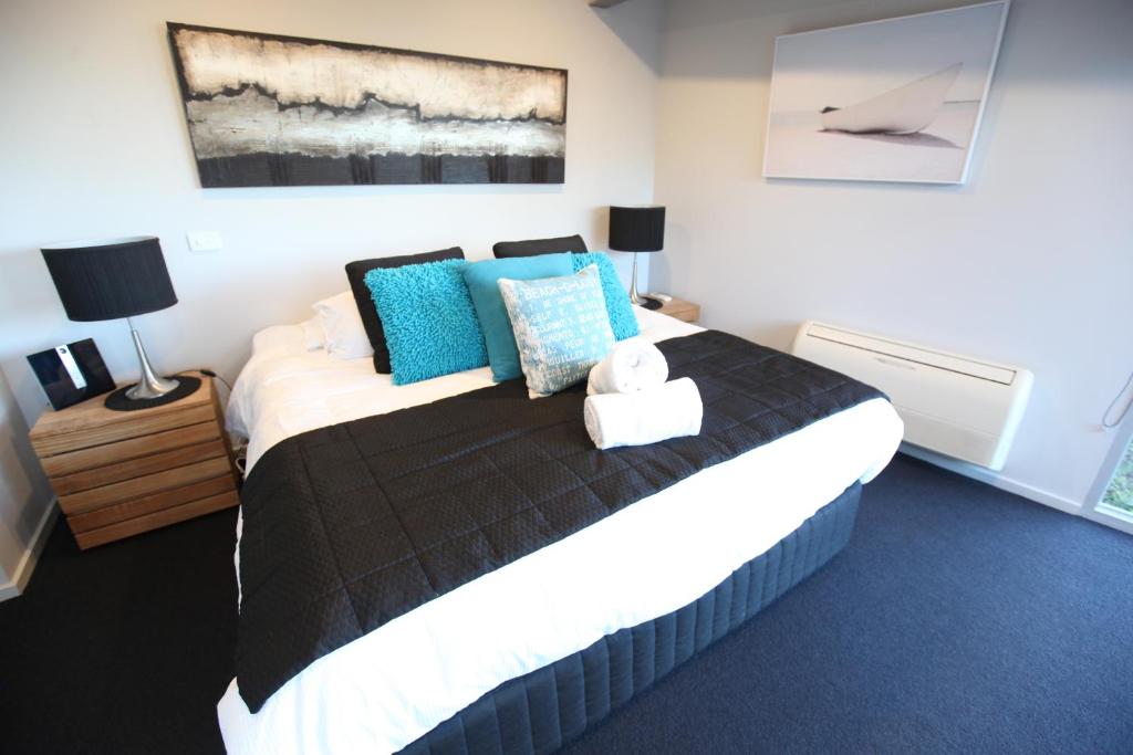 Lorne Luxury photo 3