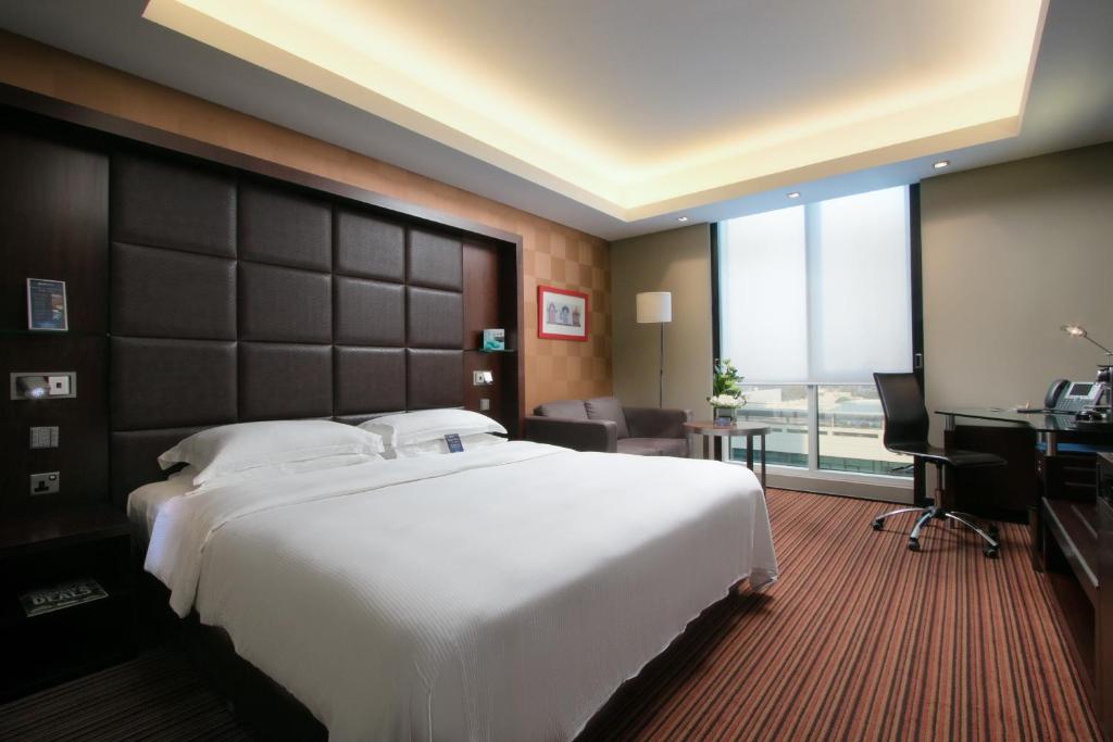 Двухместный (Номер «Премиум»), Отель Radisson Blu Hotel, Dubai Media City