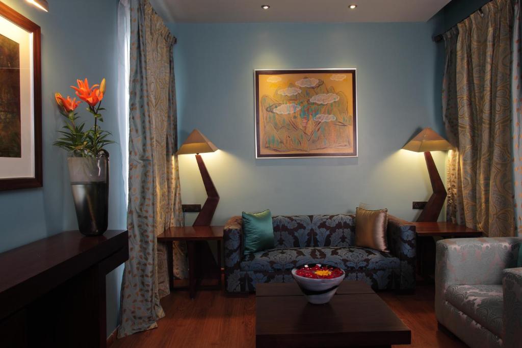 Двухместный (Двухместный номер Делюкс с 1 кроватью), Justa MG Road Hotel
