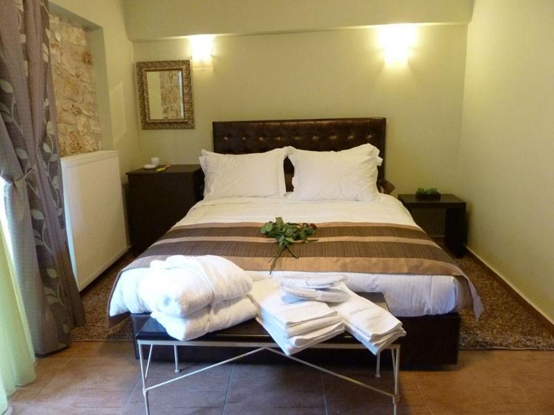 Paramythenio Guesthouse photo 4