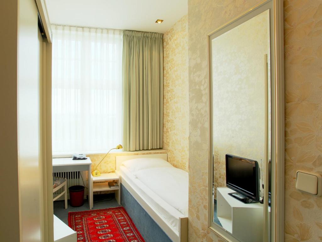 Одноместный (Одноместный номер эконом-класса), Hotel Bellmoor im Dammtorpalais