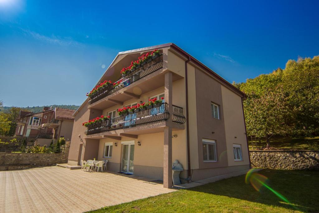 The Green Apartments photo 1