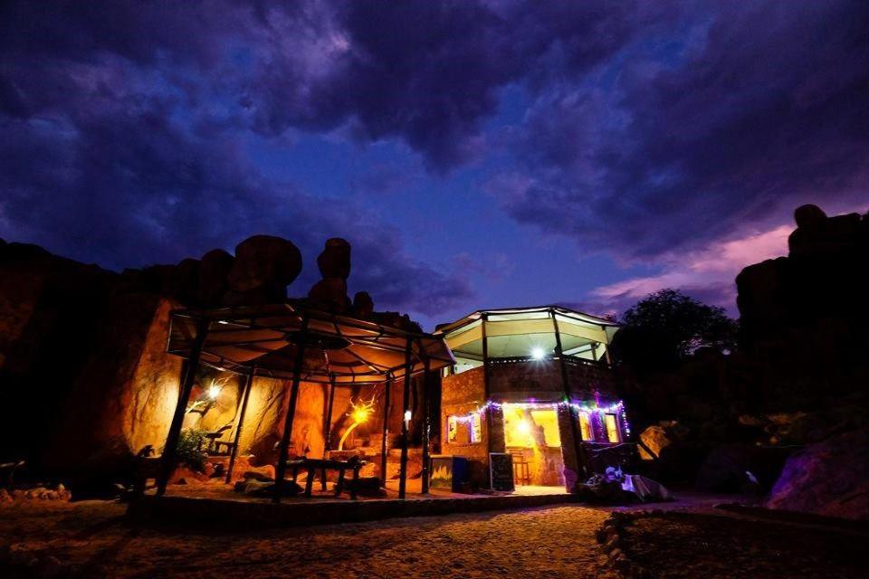 Madisa Camp photo 4