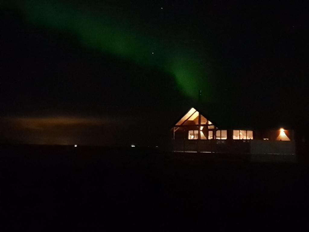 Black Beach Cottage photo 3