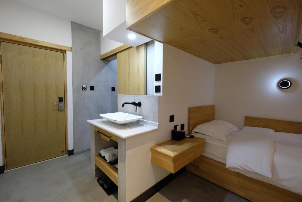 DaLi LOFT Travelling With Hostel photo 1