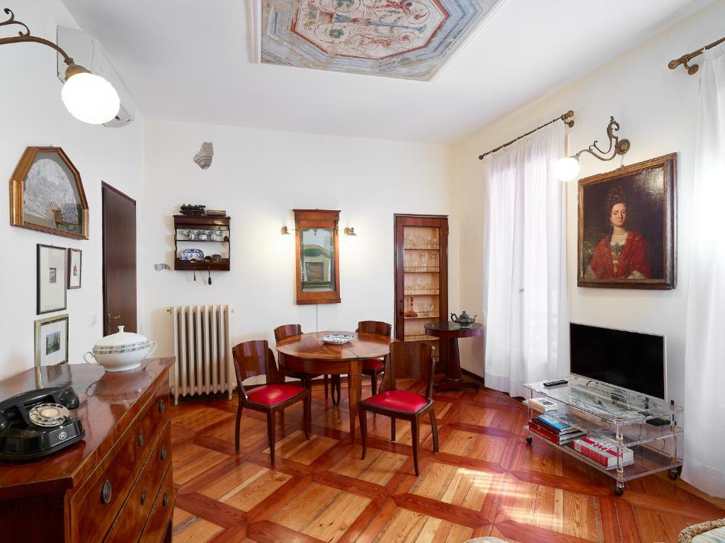 Palazzo Morosini Brandolin Dimora Romantica photo 4