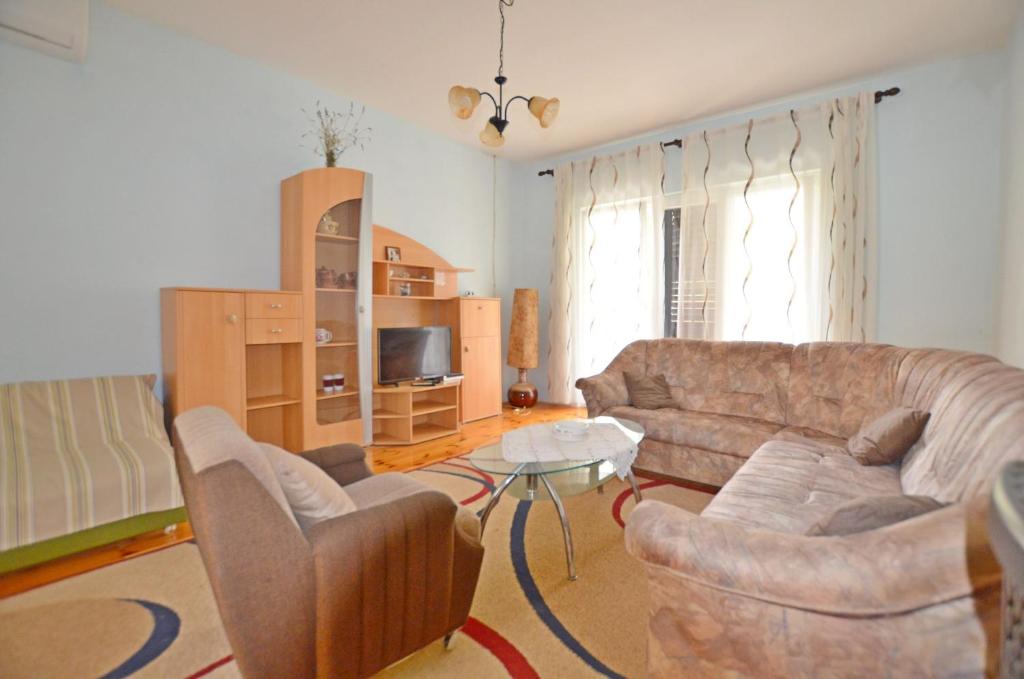 Apartment Velimir photo 3