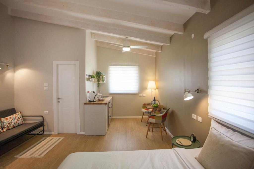 Tslil Suite photo 3
