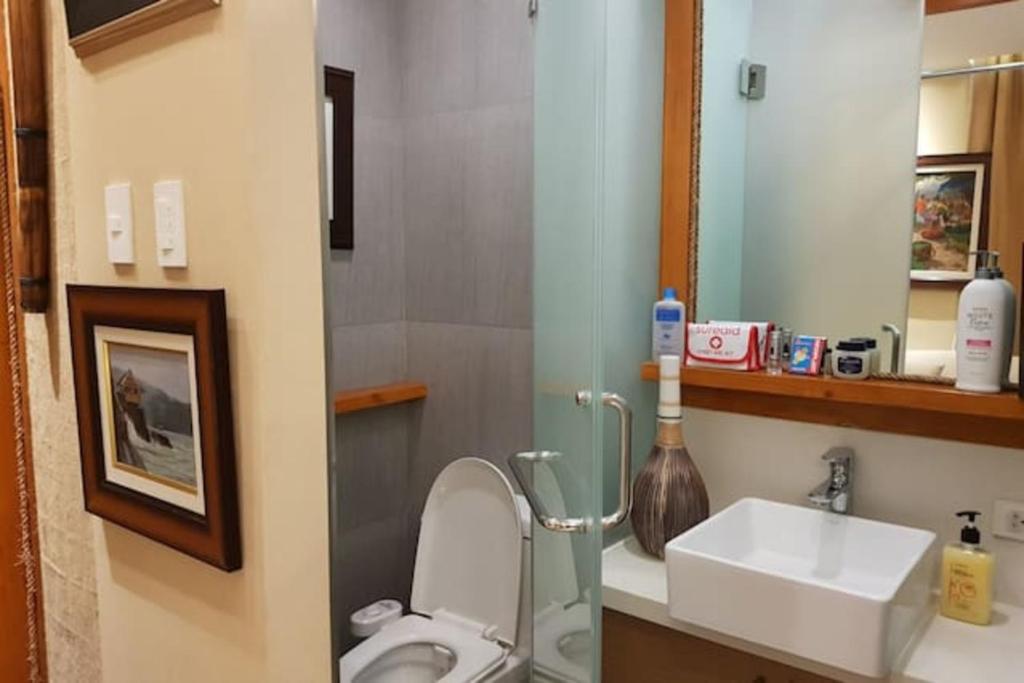 Stay Amare Residences Malate - Tap to explore photos