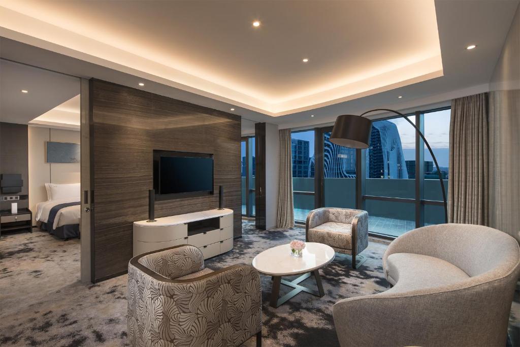 Holiday Inn - Nanjing South Station, an IHG Hotel photo 4