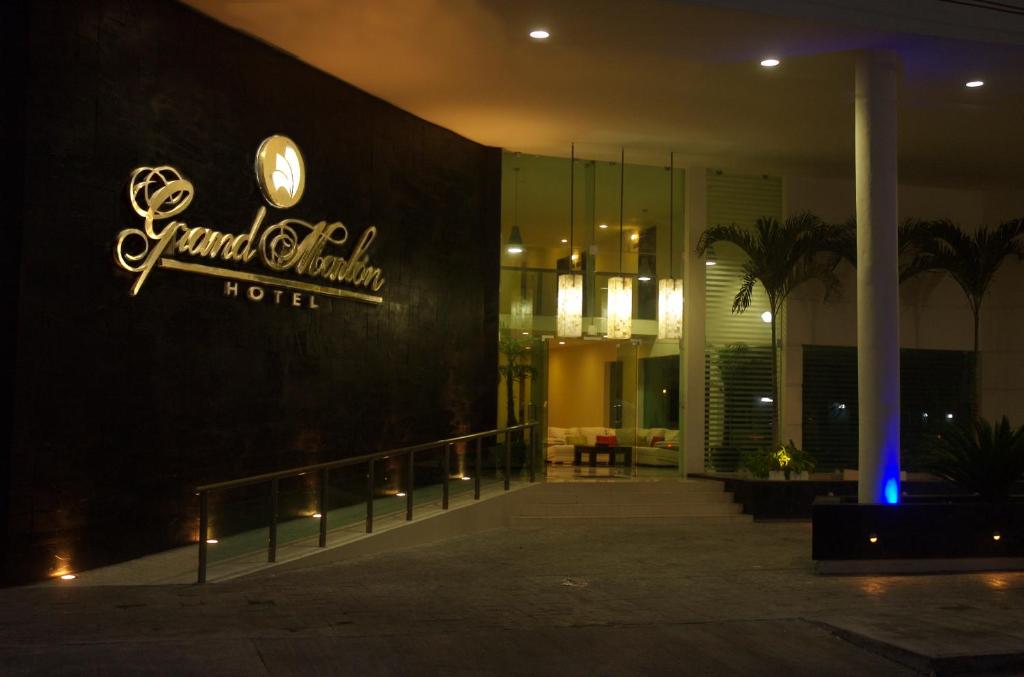 Hotel Grand Marlon photo 2