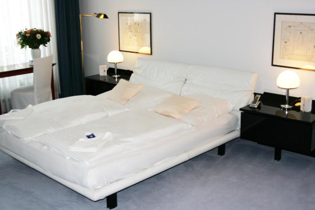 Двухместный (Двухместный номер Делюкс с 1 двуспальной кроватью), Best Western Hotel Domicil