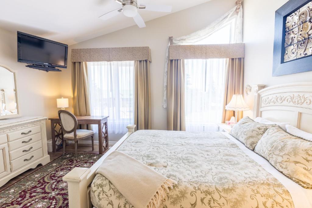 Lakeshore Inn photo 1