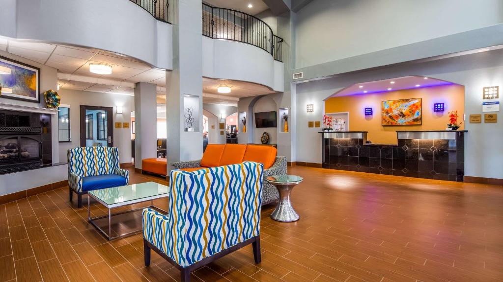 Best Western Plus Barsana Hotel & Suites photo 1