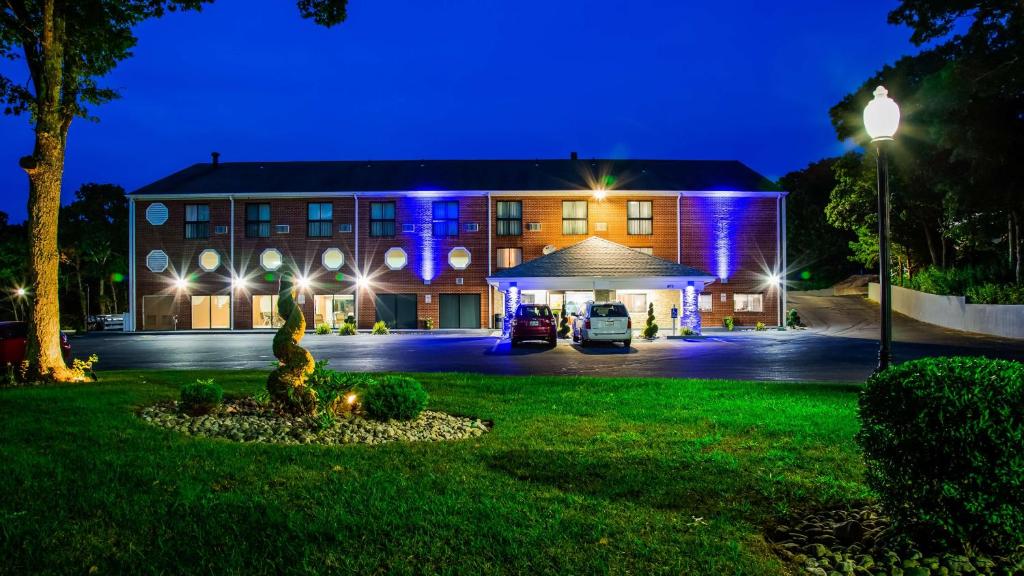 Best Western Cape Cod Hotel image