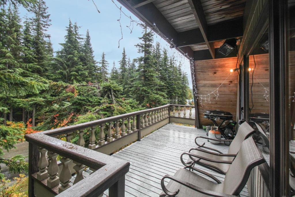 Hyak Duplex Cabin photo 3