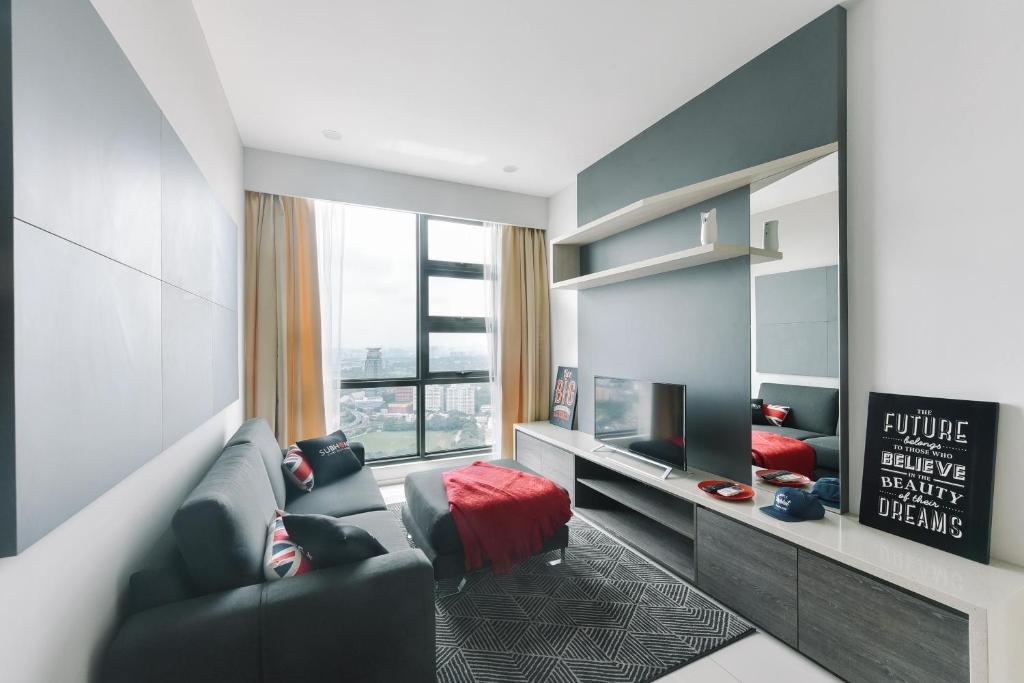 Сьюит (Представительский люкс с кроватью размера 