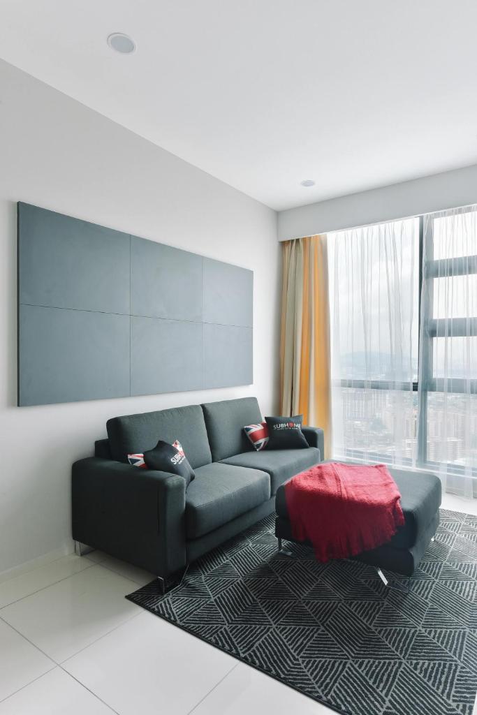 Сьюит (Представительский люкс с кроватью размера 