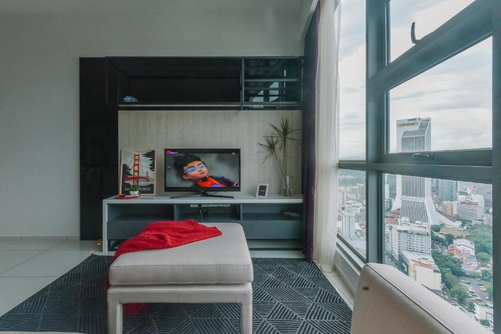 Сьюит (Представительский люкс с кроватью размера 