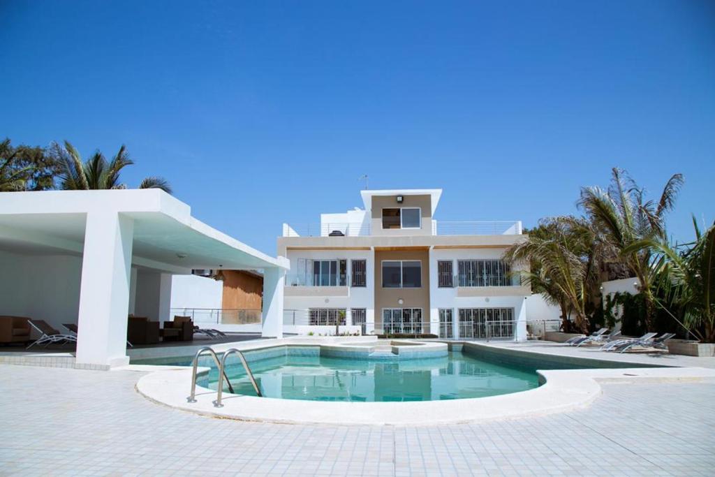 Villa Somone pied dans l’eau photo 4