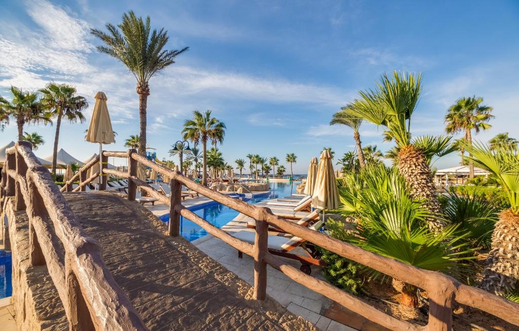 Adams Beach Hotel & Spa photo 1