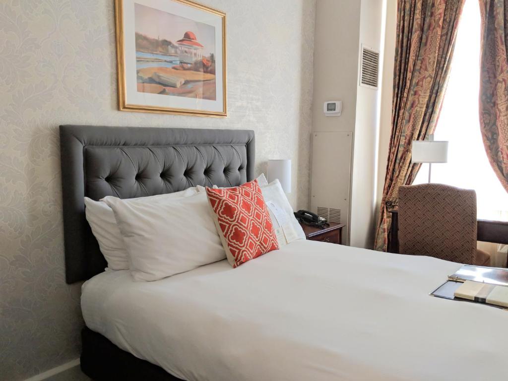 Hawthorne Hotel photo 1