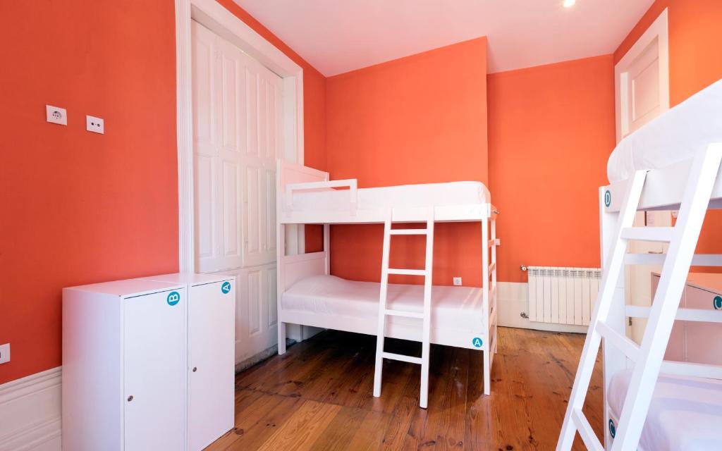 Номер (Кровать в общем 4-местном номере для мужчин и женщин), Best Guest Porto Hostel