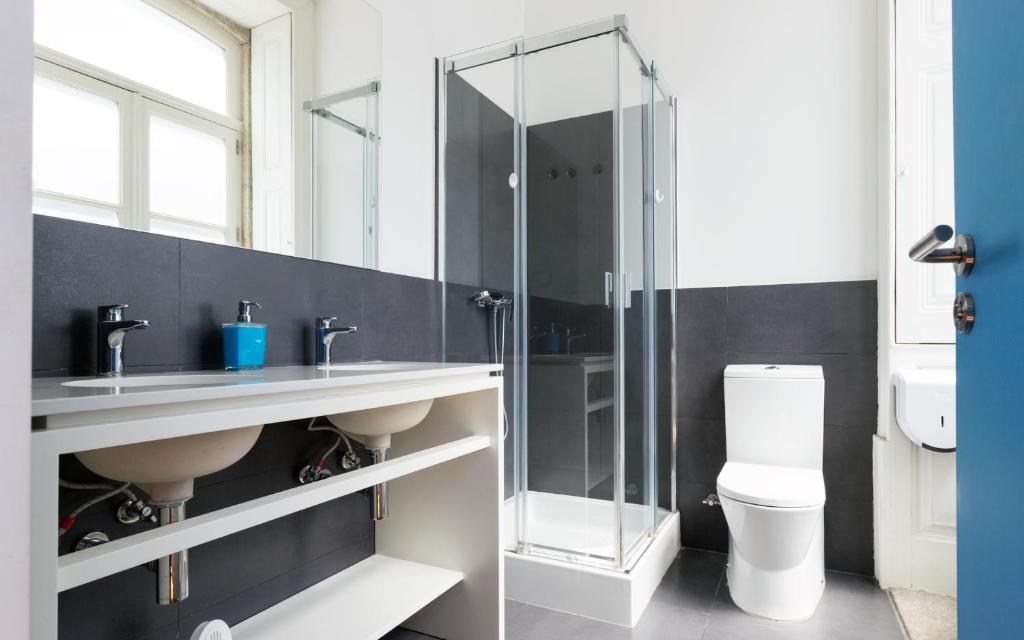 Номер (Кровать в общем 4-местном номере для мужчин и женщин), Best Guest Porto Hostel
