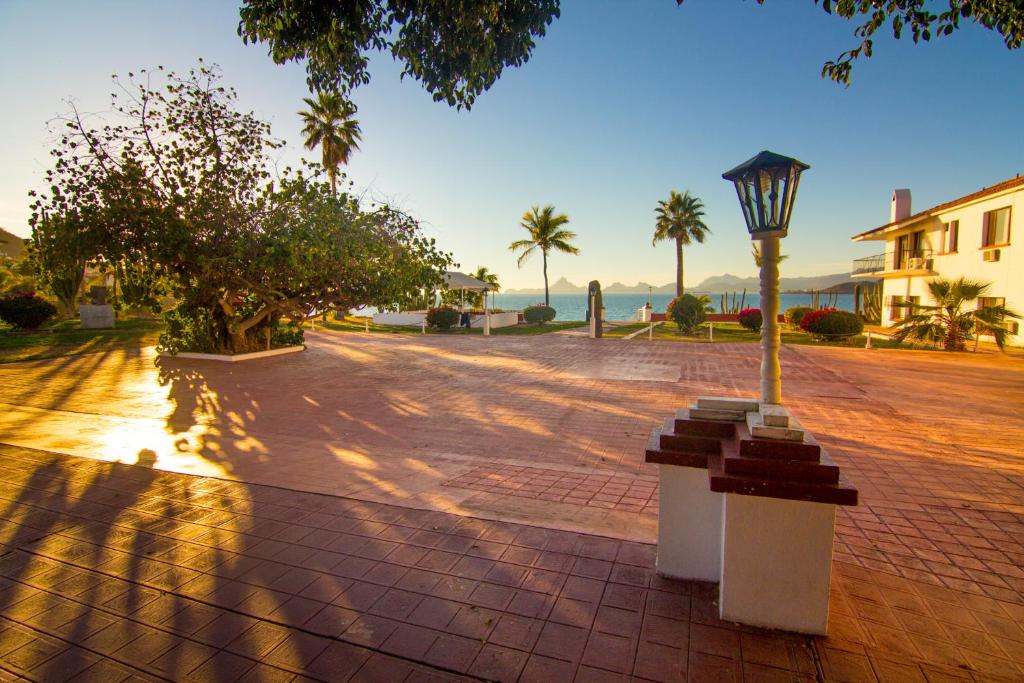 Hotel Playa de Cortes photo 1