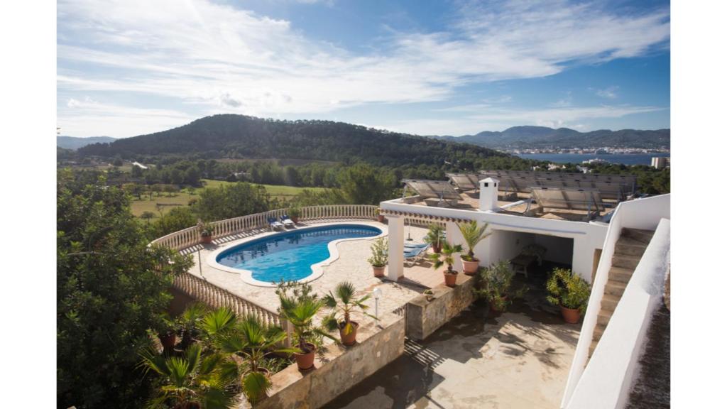 Can Tunicu has amazing sea views and is located in a quiet area near to San Antonio photo 2