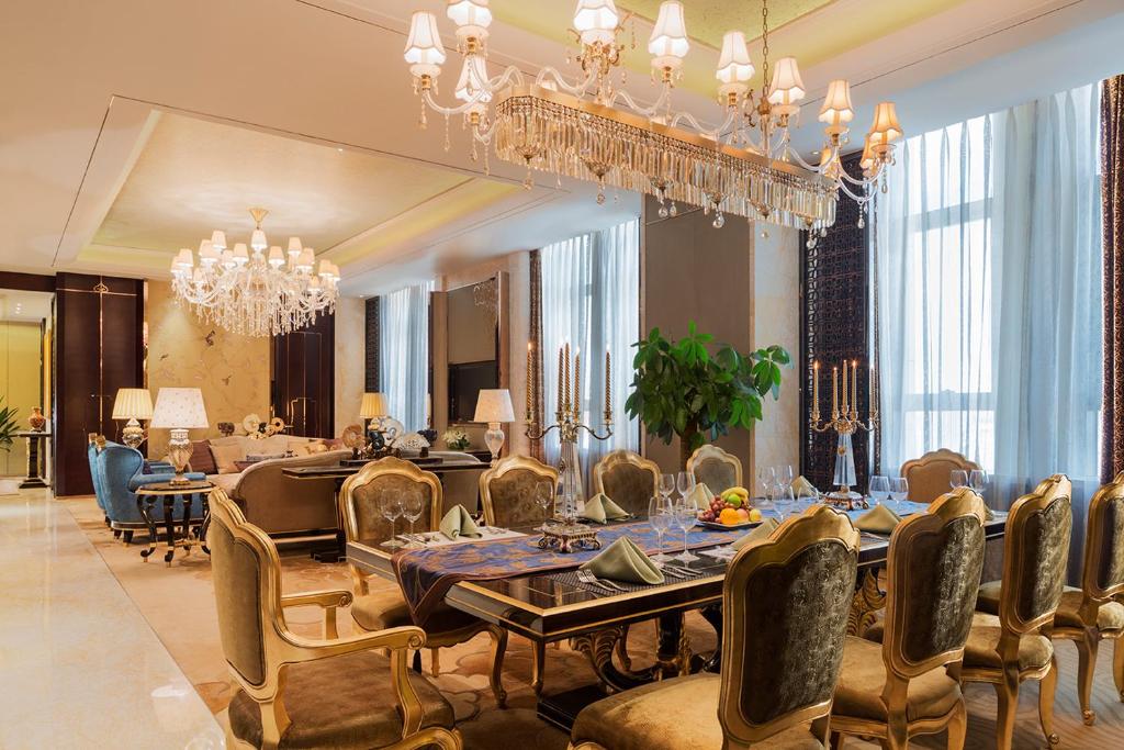 Wanda Realm Chifeng Hotel photo 4