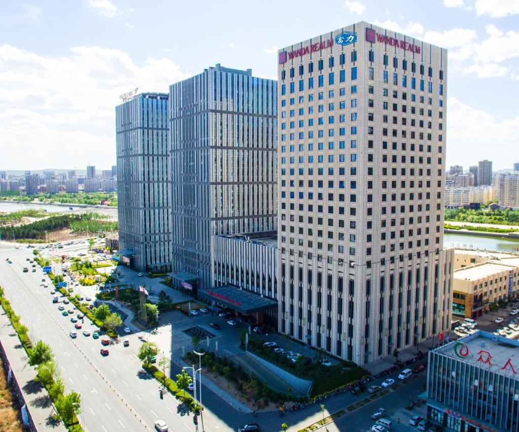 Wanda Realm Chifeng Hotel photo 1