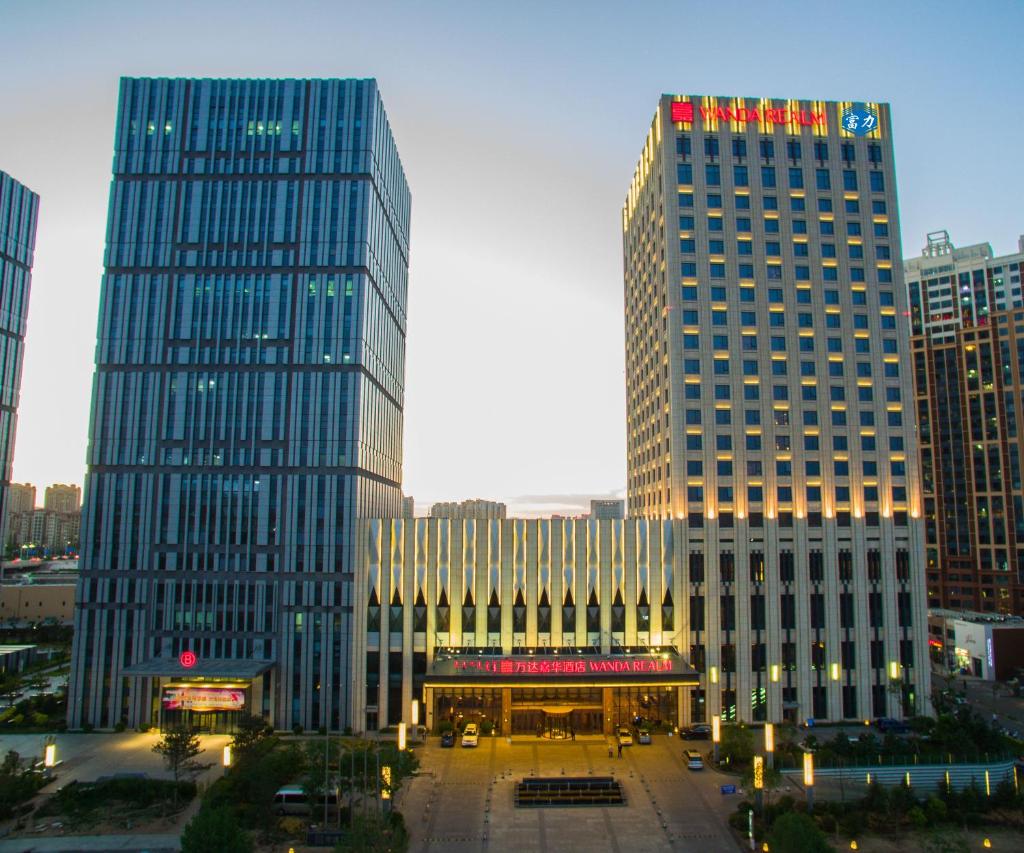 Wanda Realm Chifeng Hotel photo 2