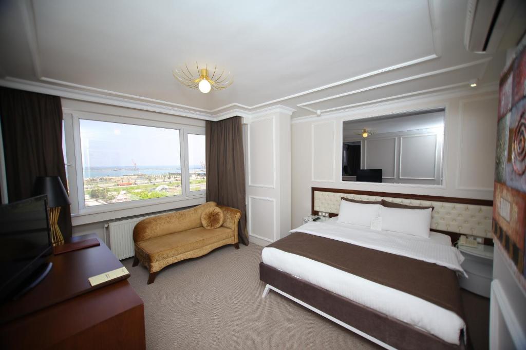 North Point Hotel photo 1