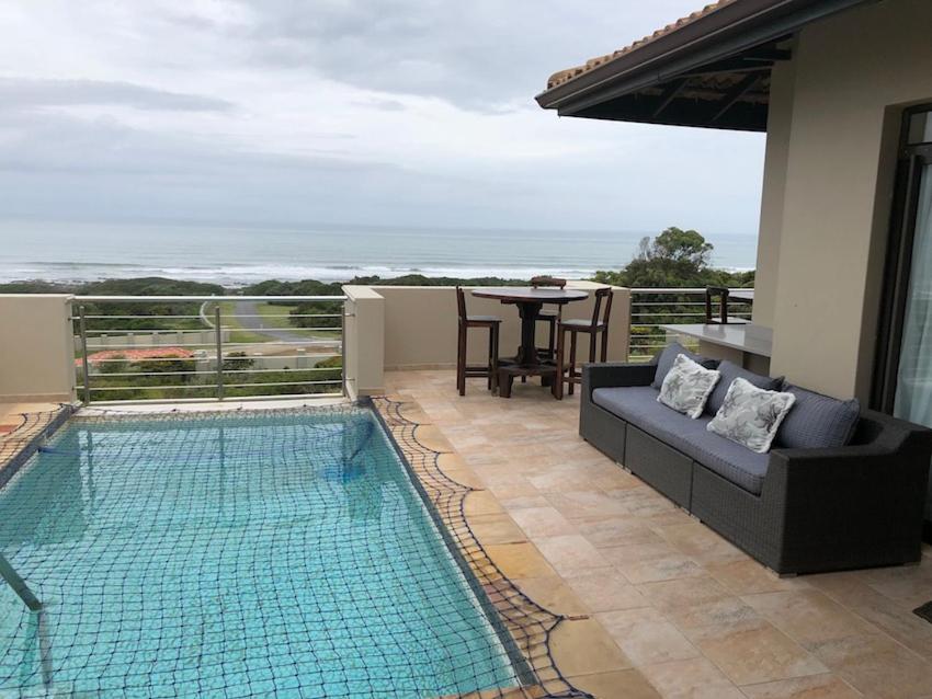 Coral Beach Bed & Breakfast photo 1