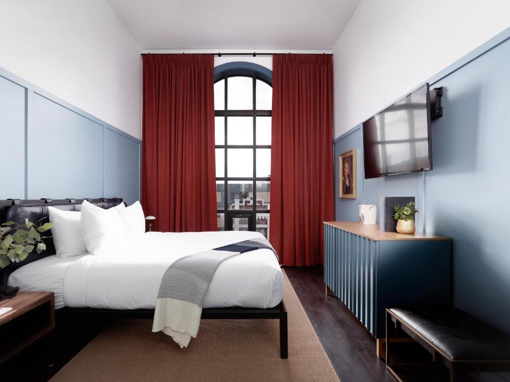 Двухместный (Номер Делюкс с кроватью размера «king-size»), The Chicago Hotel Collection Wrigleyville