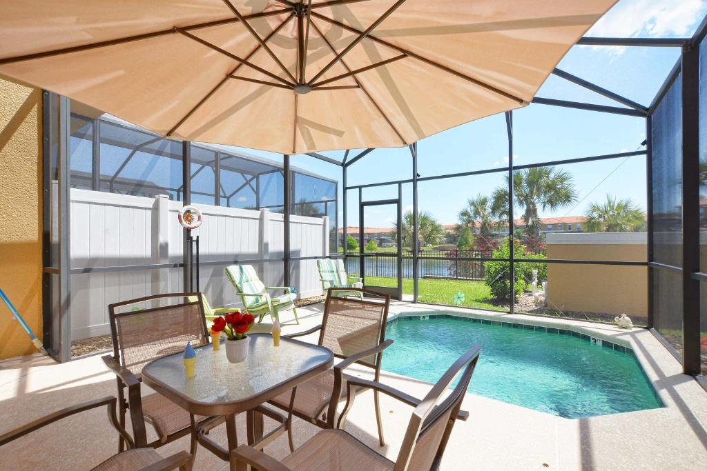Encantada -4 Bedroom Townhome w/ Splashpool-2651EN 4 Townhouse by RedAwning image