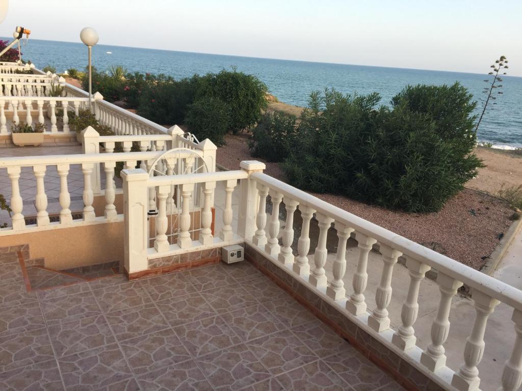 Seafront Dream Apartment photo 4