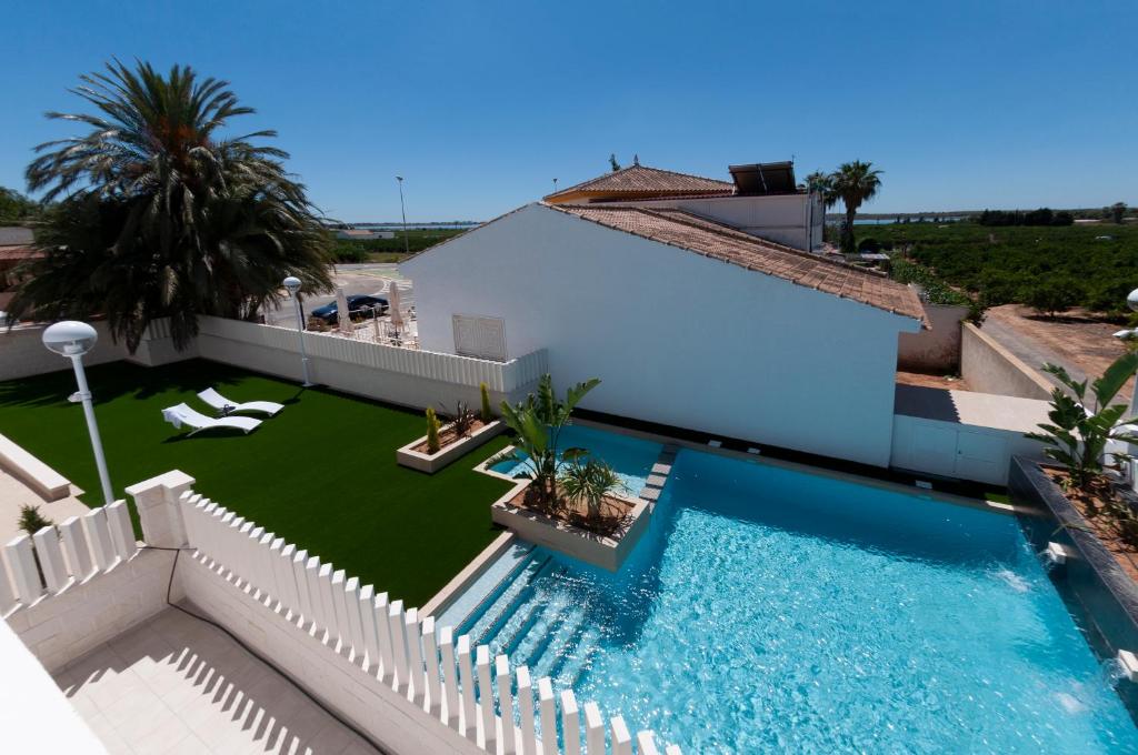 Apartamentos La Laguna II Luxury Apartments photo 1