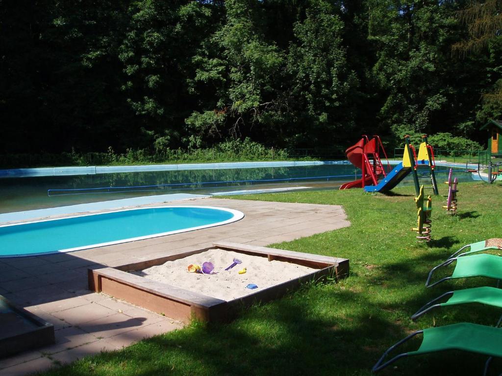 Relax photo 2