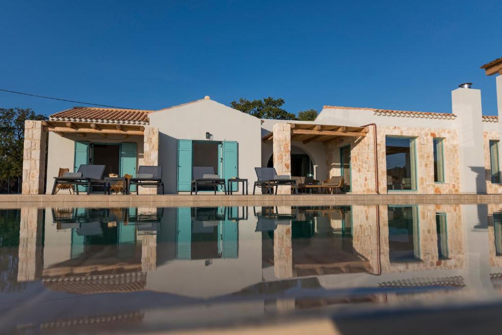Exclusive Sea View Villa Madelaine photo 4