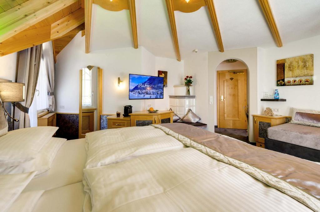 Alpinstyle Hotel Ischgl photo 4