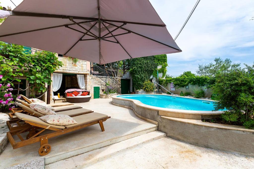 Authentic House Villa Albazora in Central Istria photo 3
